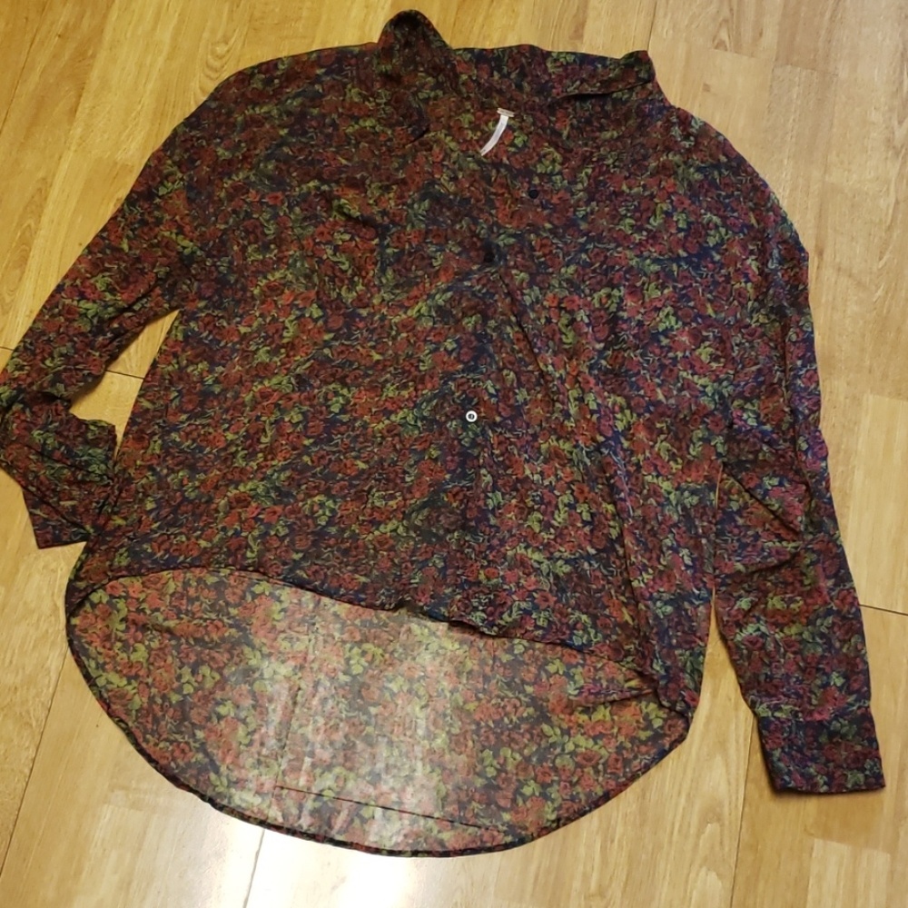 Free People sheer hi-lo rose print blouse sz med